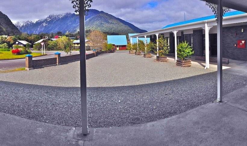 إستوديو قياسى سرير كينج, The Terrace