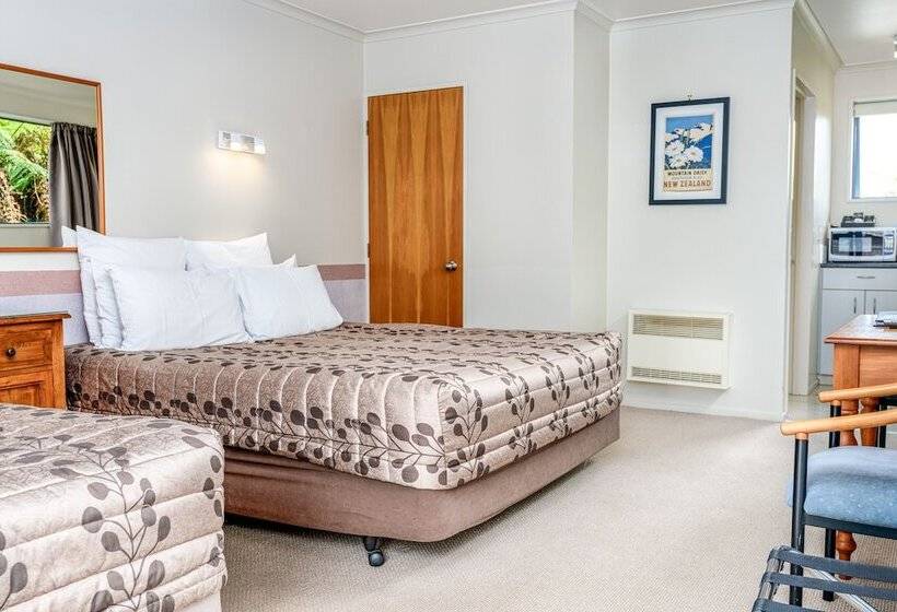 إستوديو قياسى سرير كينج, The Terrace