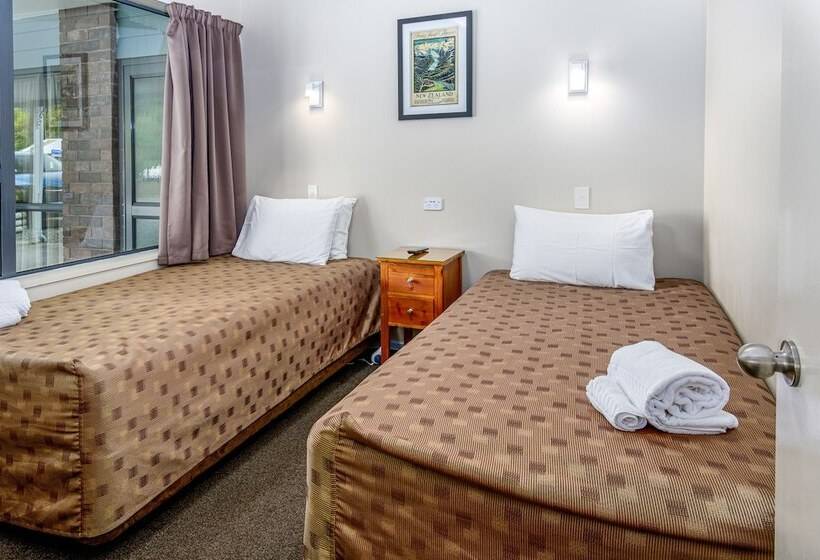 شقة غرفتين, The Terrace