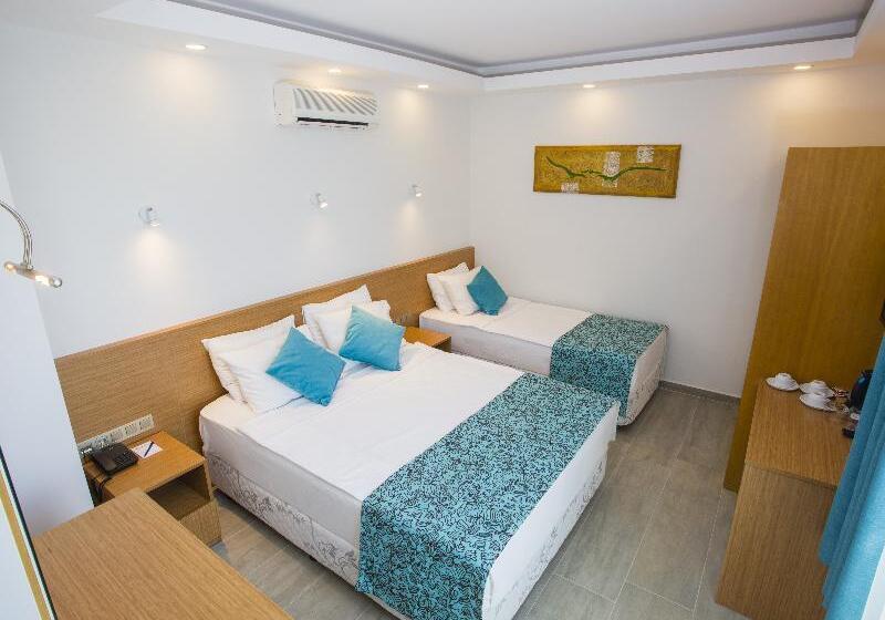 Номер Стандарт Трехместный, My Marin Otel