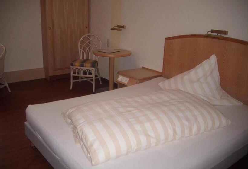 Номер Стандарт Индивидуальный, Landhotel Pingel