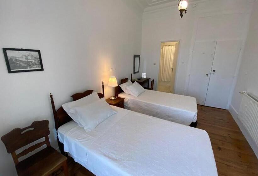 スタンダードトリプルルーム, União   Guest House