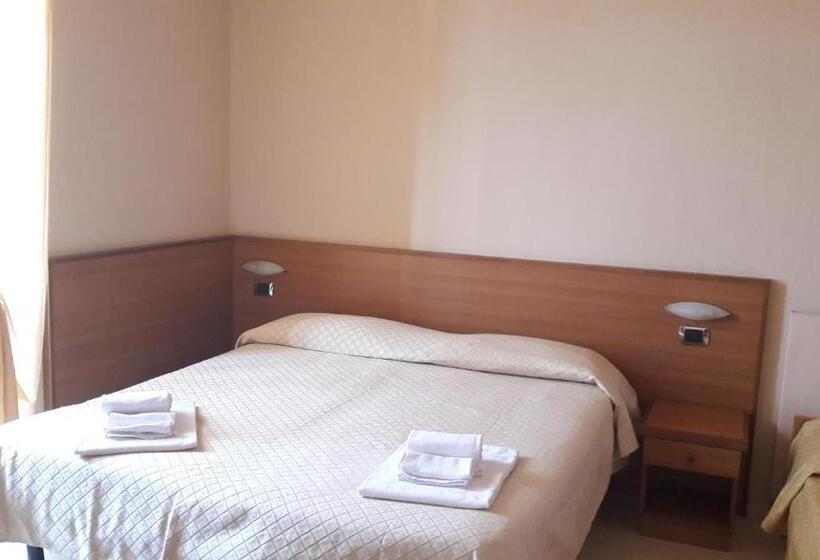 شقة غرفة واحدة, Residence Moneglia