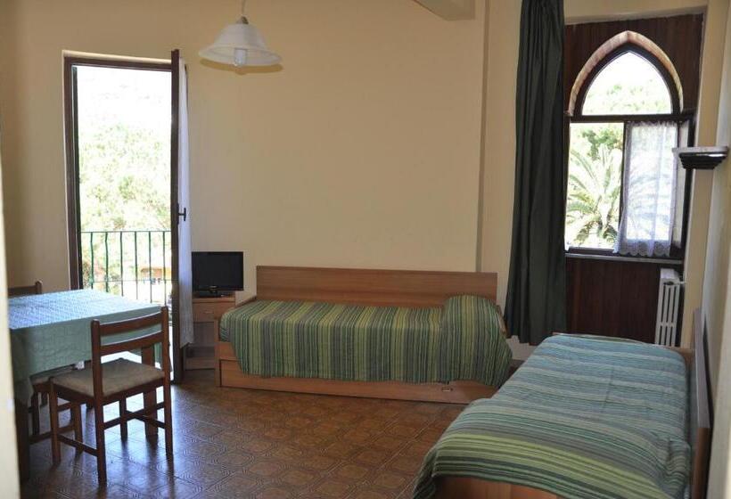 شقة غرفة واحدة, Residence Moneglia