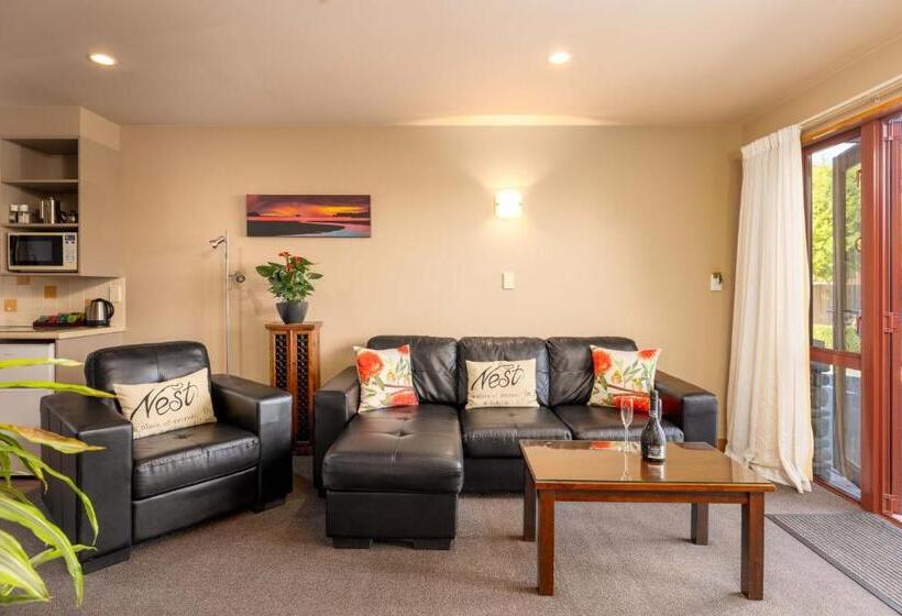 סוויטה, Settlers Boutique Motel