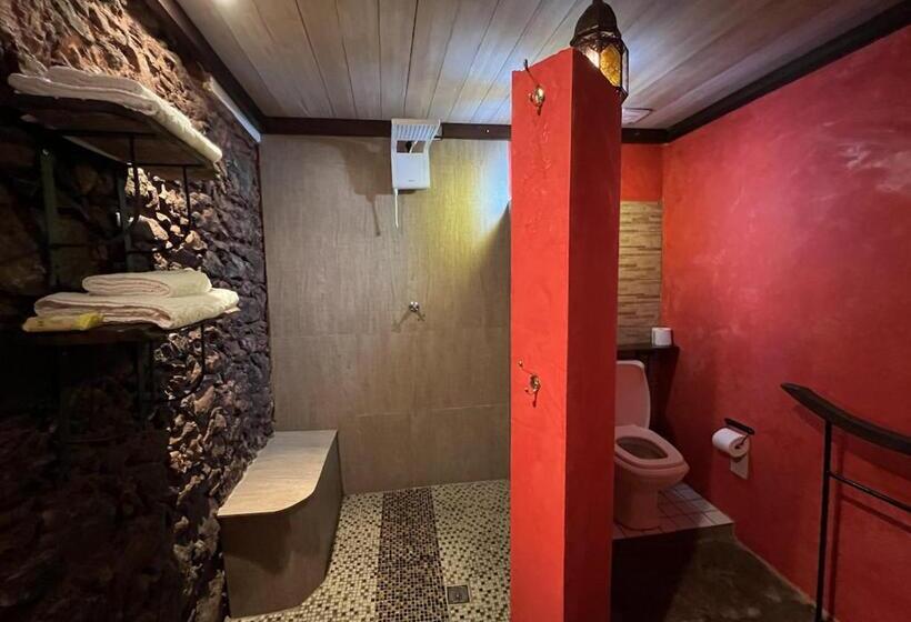 اتاق لوکس, Casa Lavinia