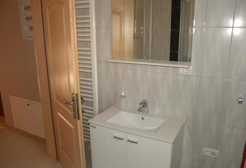 اتاق استاندارد, Guest House Star