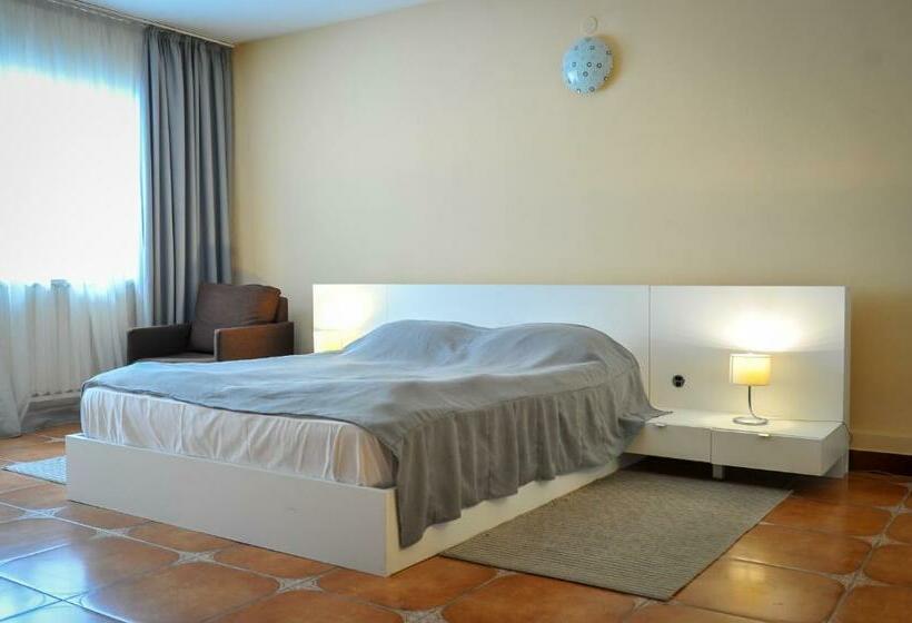 스탠다드 룸, Pensiunea Casa Tepes