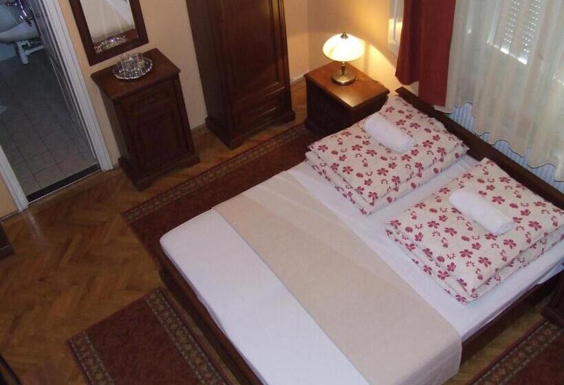 スタンダードルーム, Péterfia Panzió