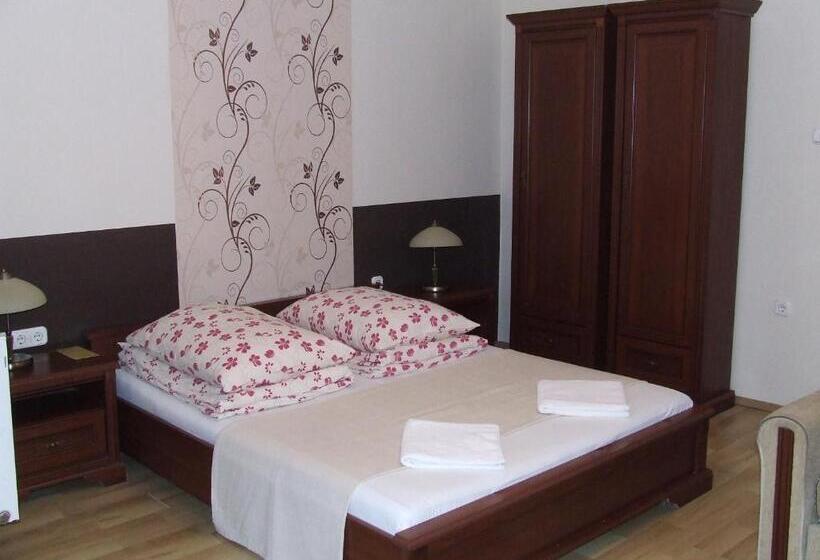 スタンダードルーム, Péterfia Panzió