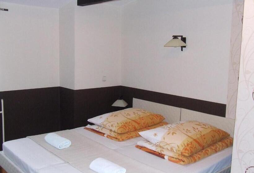 スタンダードルーム, Péterfia Panzió