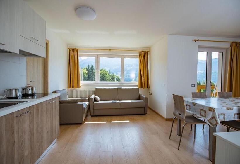 발코니가 있는 2 베드룸 아파트, Residence Des Alpes