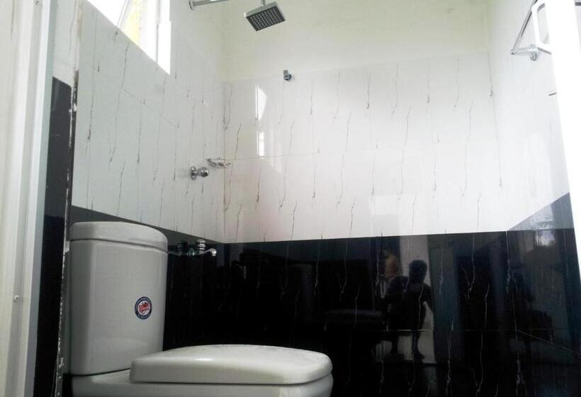 חדר לארבעה סטנדרטי עם מרפסת, Calidan