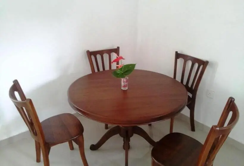 Standard 4-Bettzimmer mit Balkon, Calidan