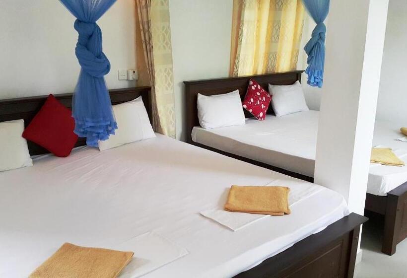 חדר לארבעה סטנדרטי עם מרפסת, Calidan