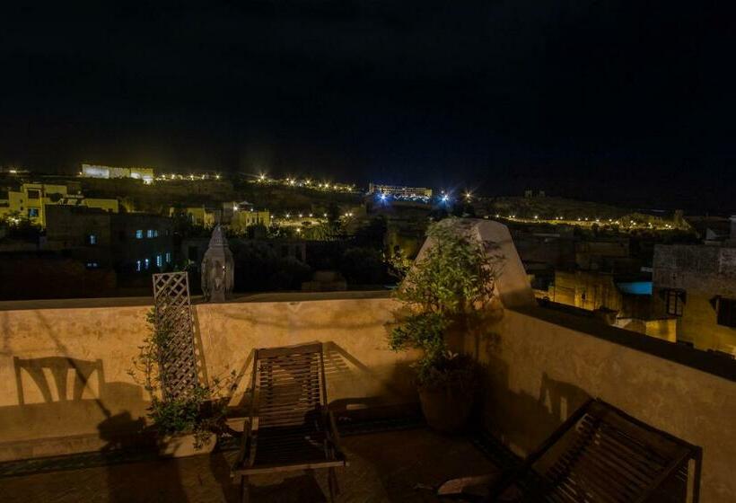 اتاق عادی, Riad Noujoum Medina