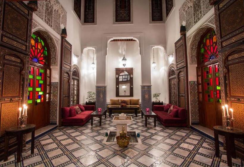 اتاق لوکس خانوادگی, Riad Noujoum Medina