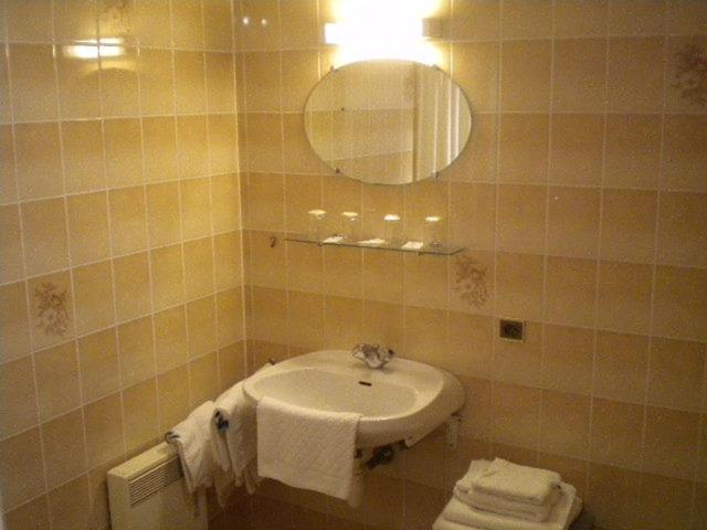 スタンダードトリプルルーム, Contact Hotel Du Ladhof