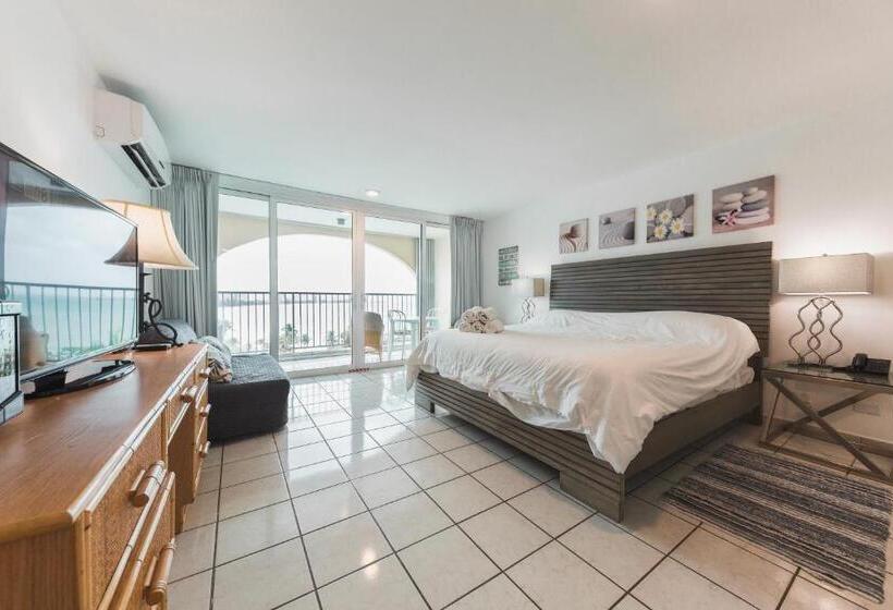 استودیوی استاندارد, Esj Towers By Chana