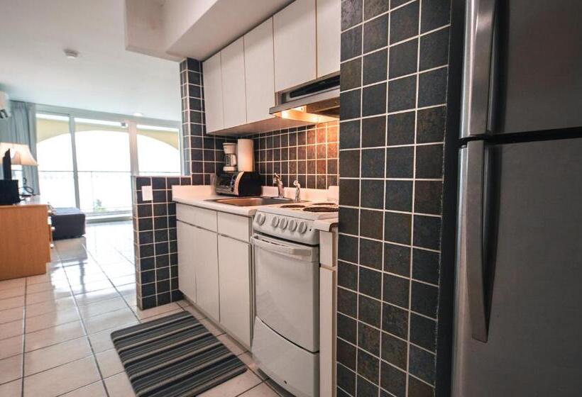 استودیوی استاندارد, Esj Towers By Chana