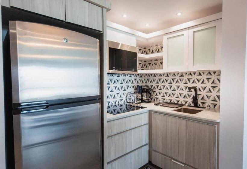 سوییت سوپریور با چشمانداز دریا, Esj Towers By Chana