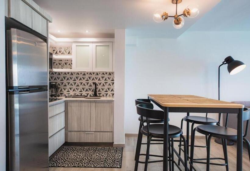 سوییت سوپریور با چشمانداز دریا, Esj Towers By Chana