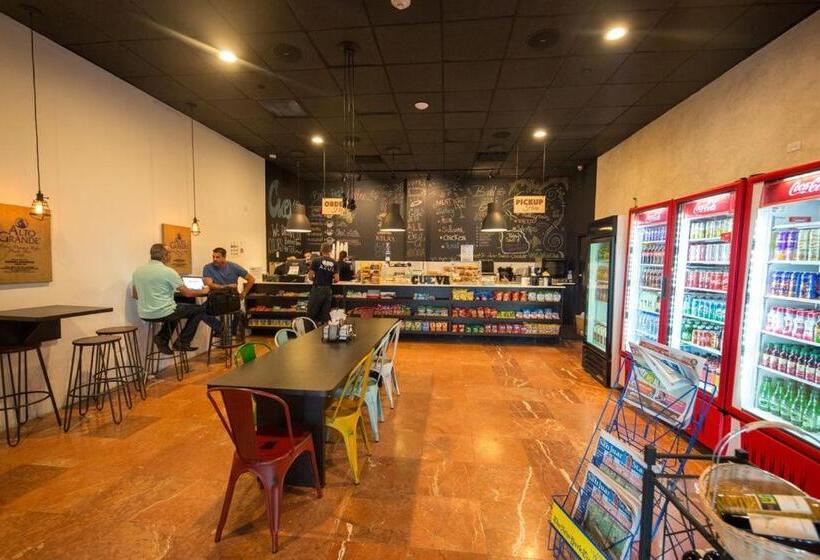 آپارتمان 1 خوابه, Esj Towers By Chana