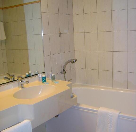 غرفة قياسية, Hôtel Des Thermes Les Dômes