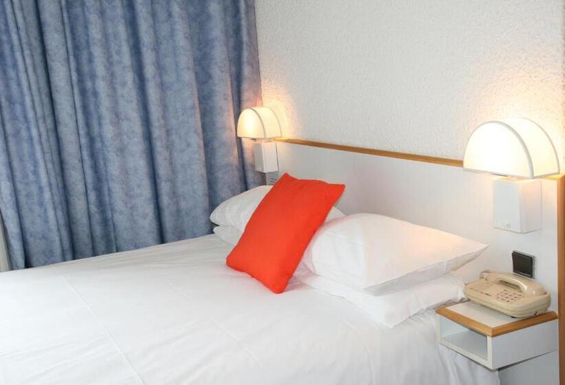 غرفة قياسية, Hôtel Des Thermes Les Dômes