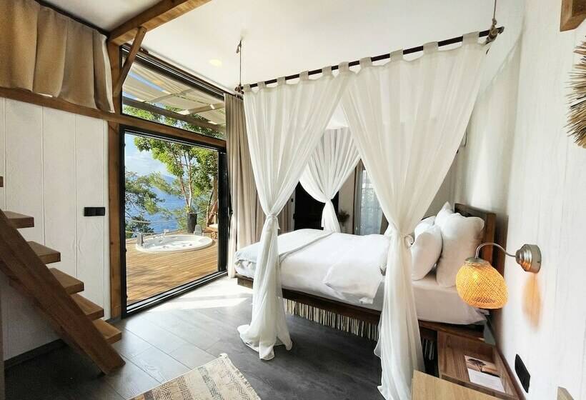 디럭스 스튜디오 바다 전망, Lov Faralya