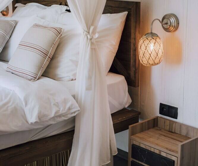 디럭스 스튜디오 바다 전망, Lov Faralya