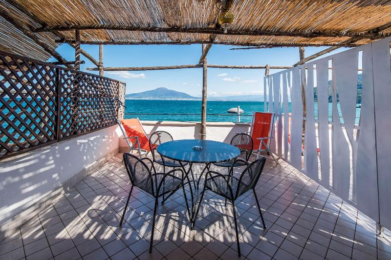 带1个卧室的带海景的公寓, Residence Le Axidie