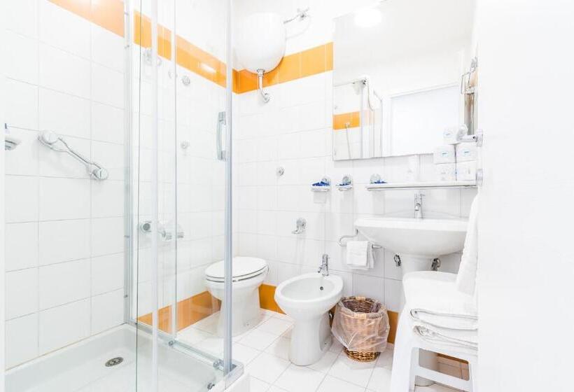 带1个卧室的带海景的公寓, Residence Le Axidie