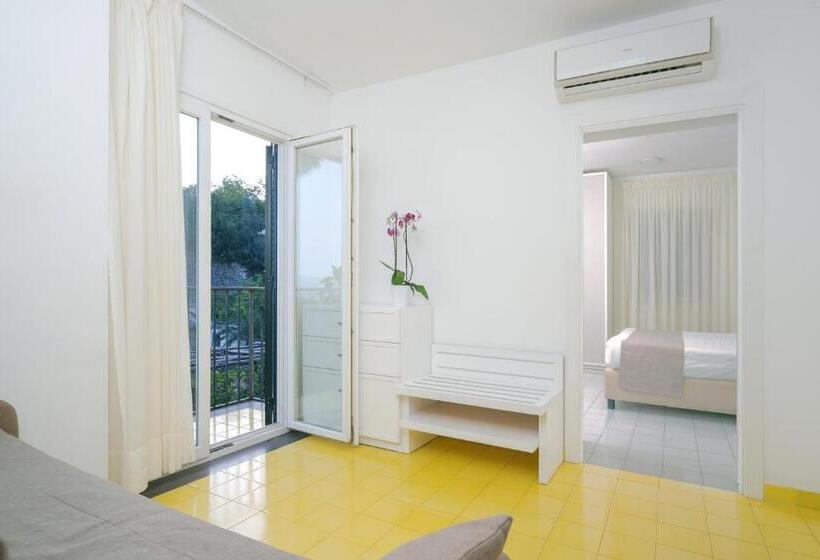带1个卧室的带海景的公寓, Residence Le Axidie