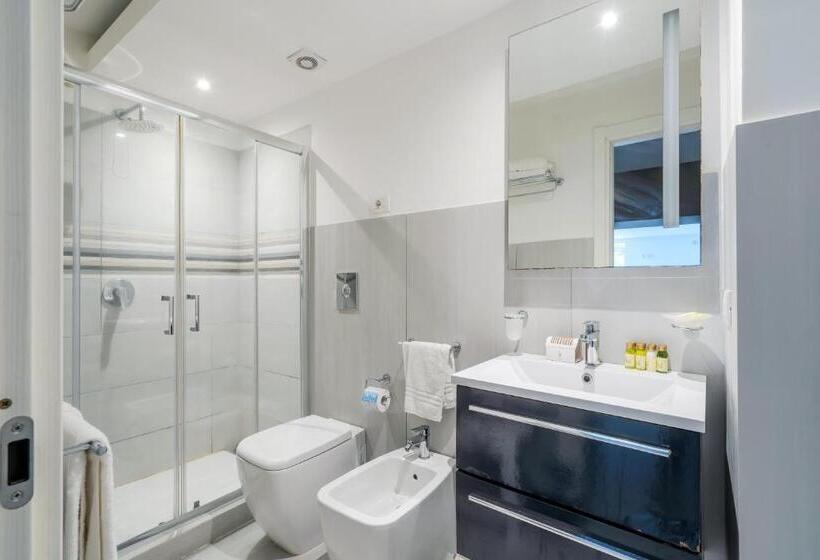 带2个卧室的公寓, Residence Le Axidie