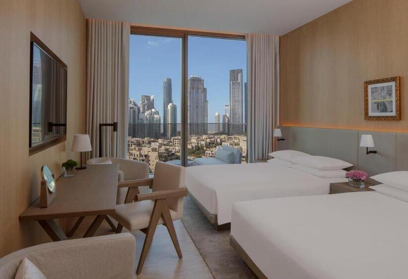 اتاق خانوادگی, The Dubai Edition