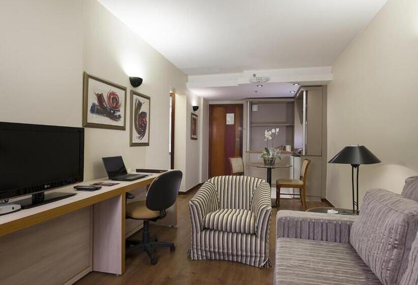 Номер Deluxe, Metropolitan Hotel Brasília