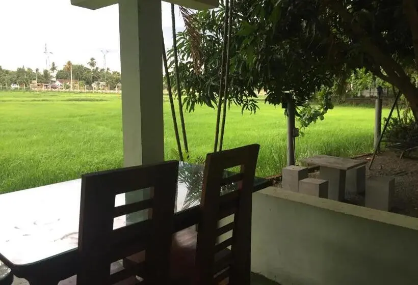 シングルデラックスルーム, Thisara Guest House