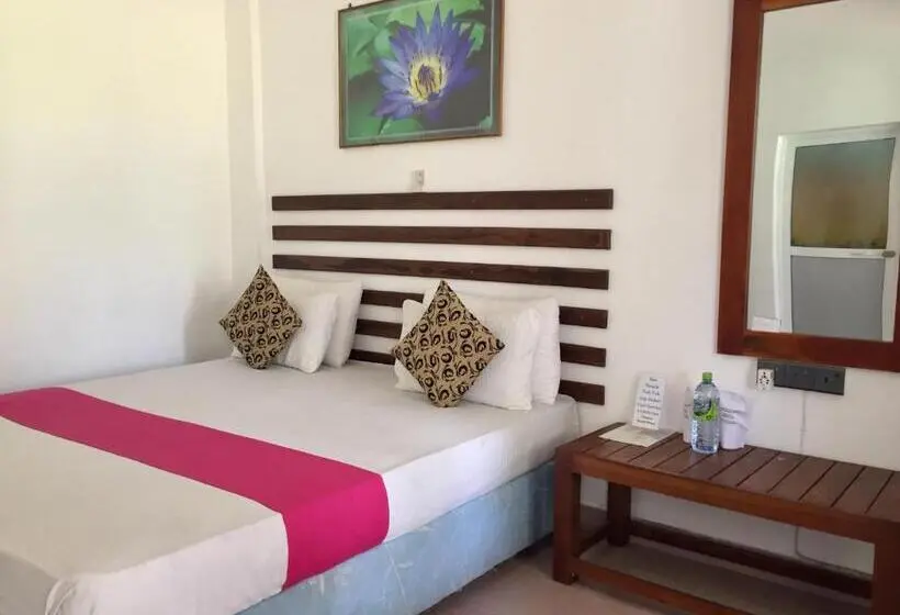 シングルデラックスルーム, Thisara Guest House