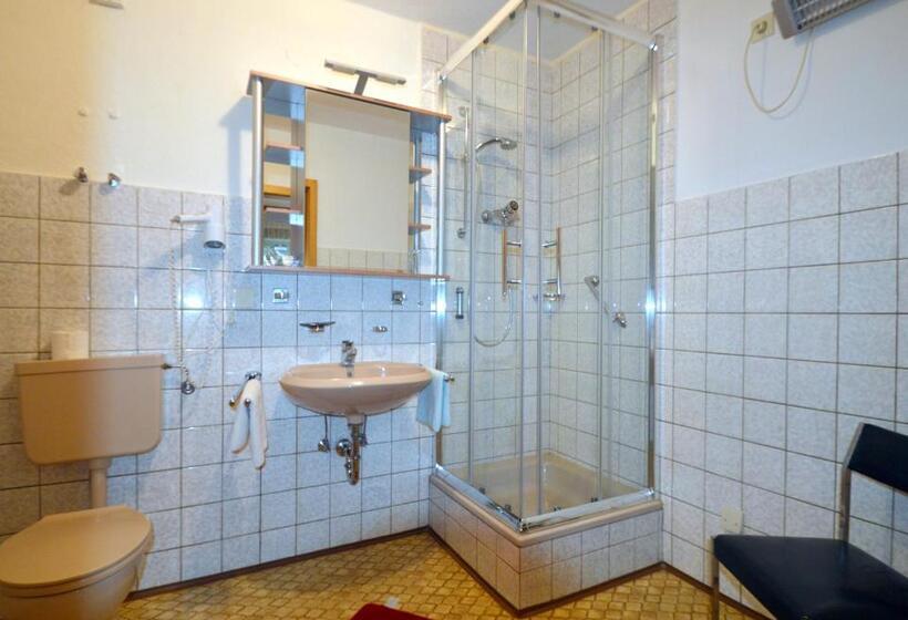 スタンダード４人部屋, Pension Waldesruh