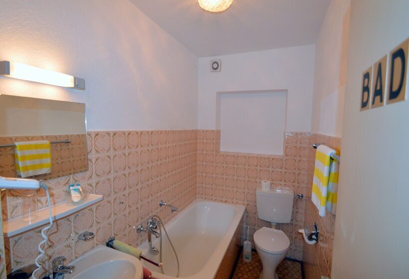 スタンダード４人部屋, Pension Waldesruh