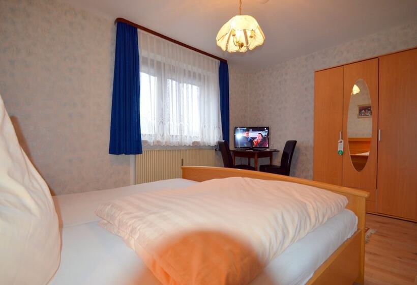 スタンダード４人部屋, Pension Waldesruh