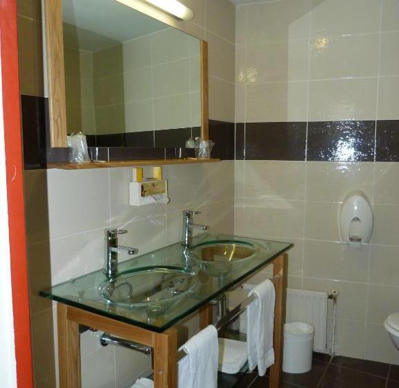 Номер Стандарт, Cit Hotel Europeen