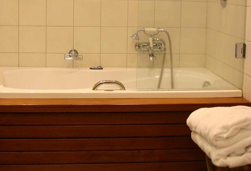 סוויטת ג'וניור, Hestraviken Hotell & Spa