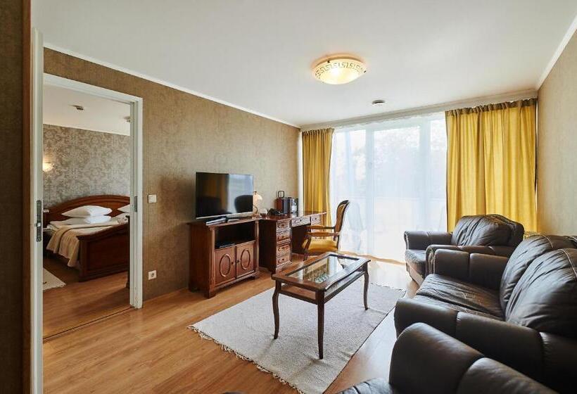 سوئیت پرزیدنت, Asa Spa