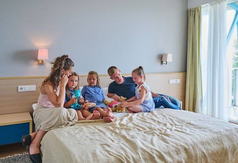 اتاق خانوادگی, Asa Spa