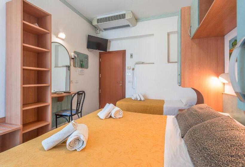 Трехместный Номер Комфорт, Atlantic