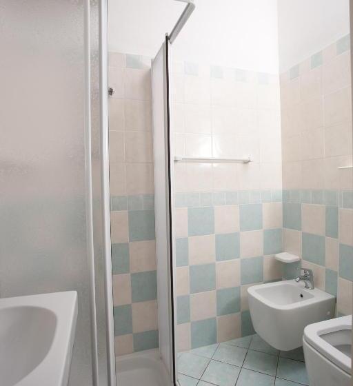 수피리어 패밀리 룸, Atlantic