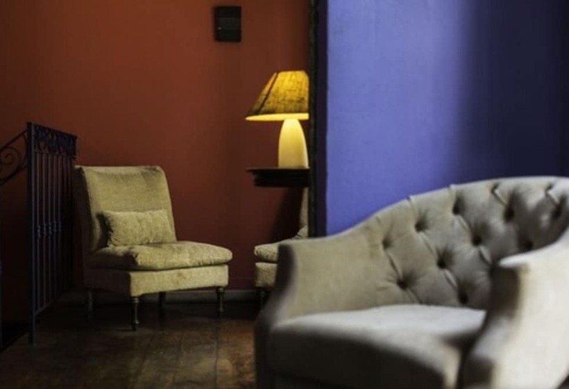 חדר אקונומי, Bahiacafe