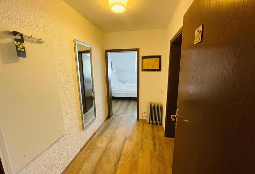 اتاق استاندارد سه نفره, Boutique Hotel Pohorje